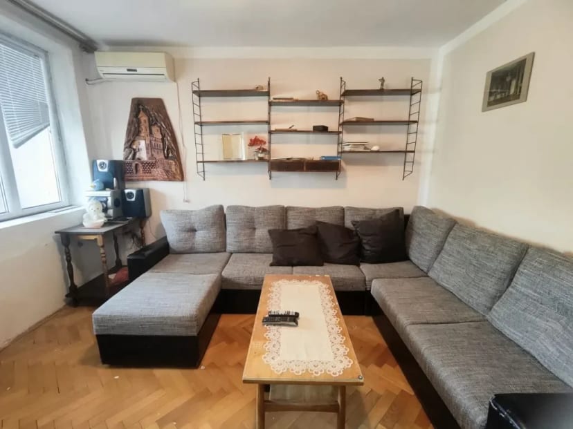 Jednoiposoban stan u centru grada