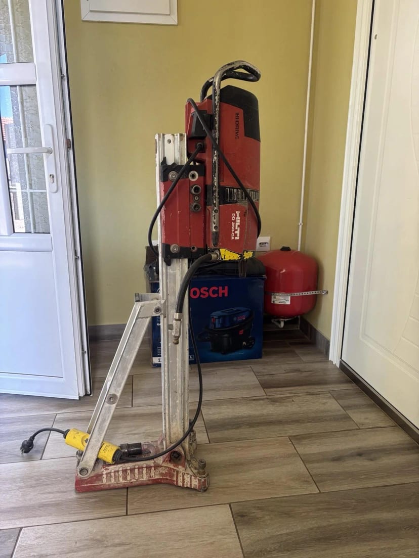 Na prodaju HILTI DD 350