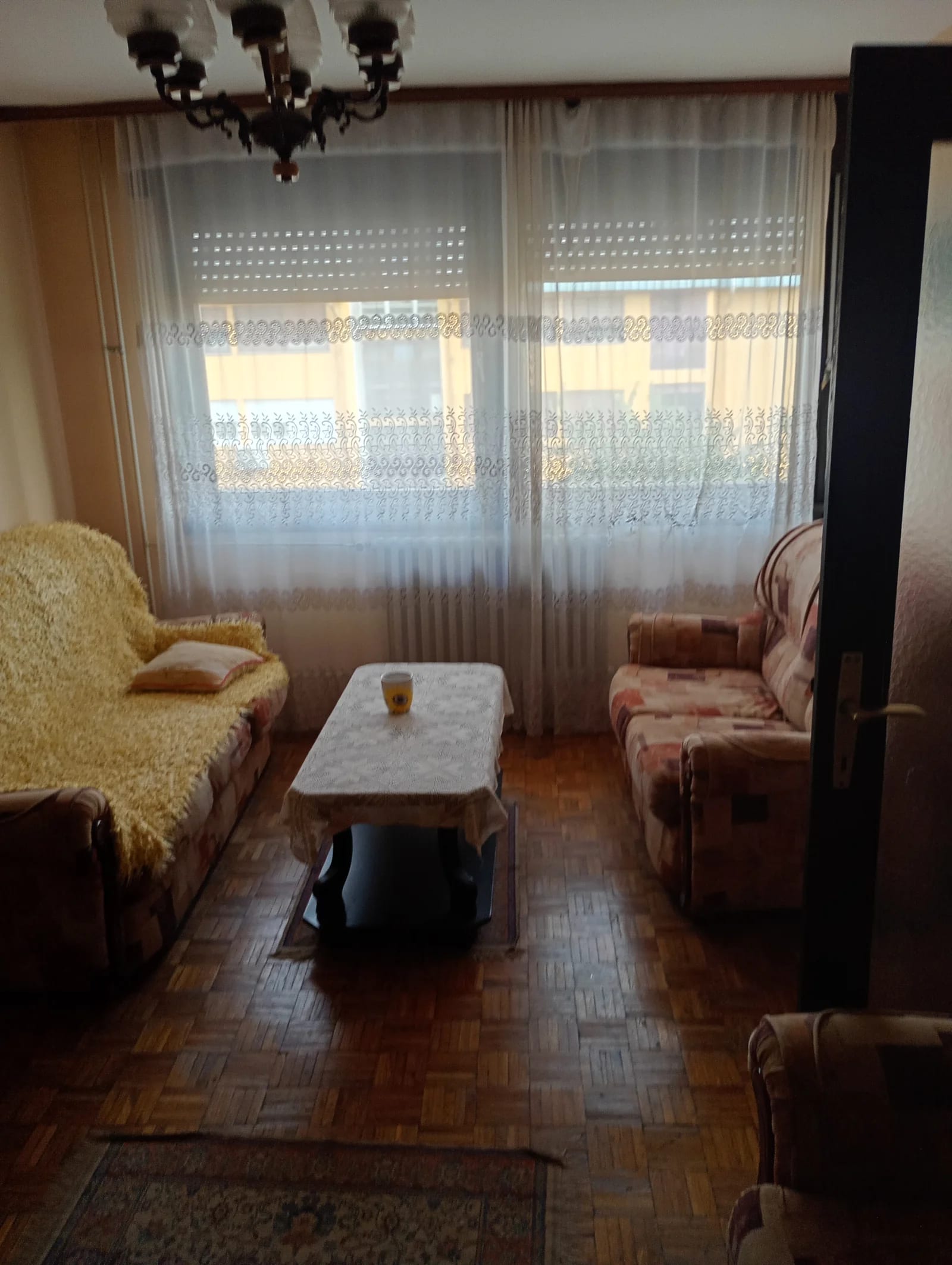 Prodajem dvosobni stan