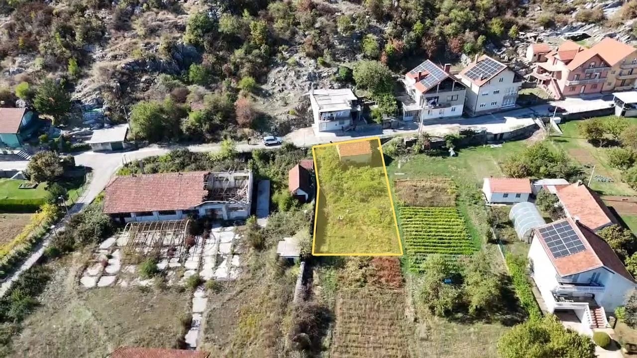 Prodaje se plac u Nikšiću