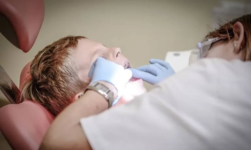 Stomatološke ambulante u školama tek 2025. godine