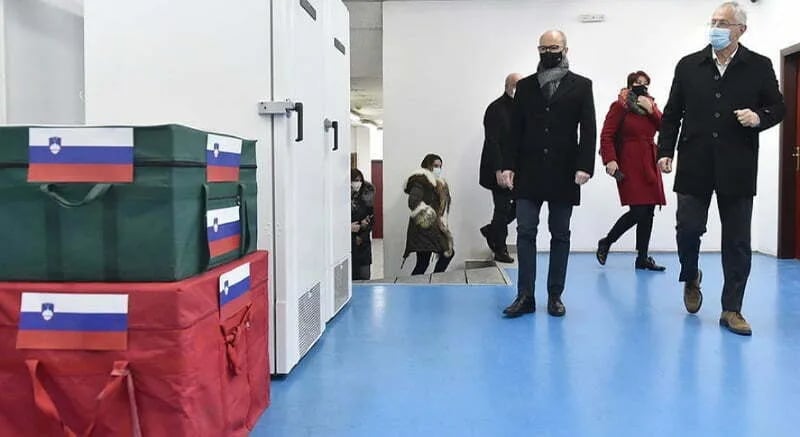 Slovenija donirala Crnoj Gori 42 hiljade doza Moderna vakcina