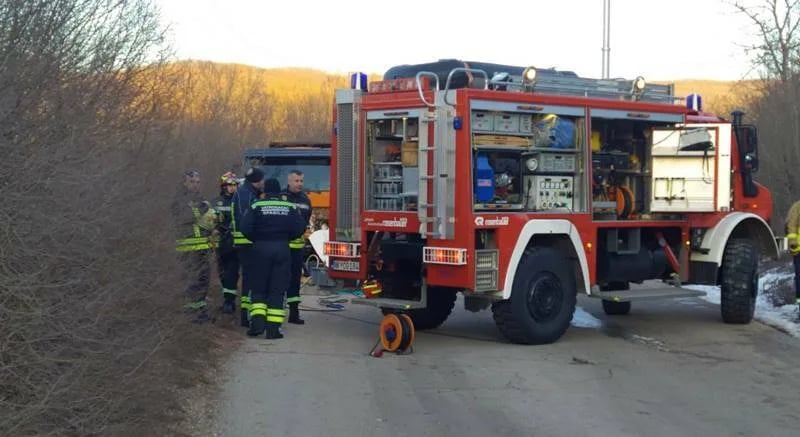 Župa: Dva mladića poginula u saobraćajnoj nesreći