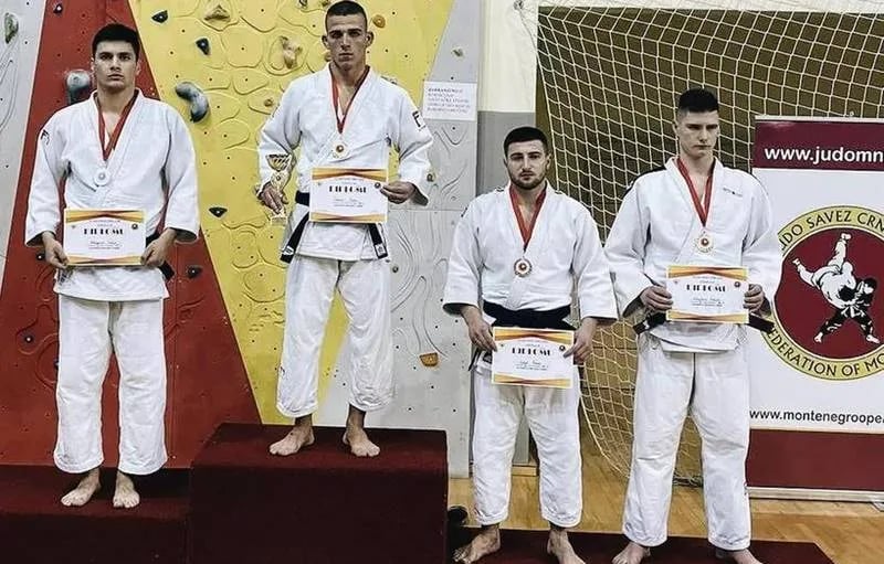 Janceru zlato, Miličiću bronza