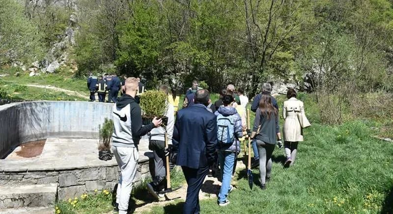 Za treći rođendan 100 novih sadnica u eko-parku "Blace"