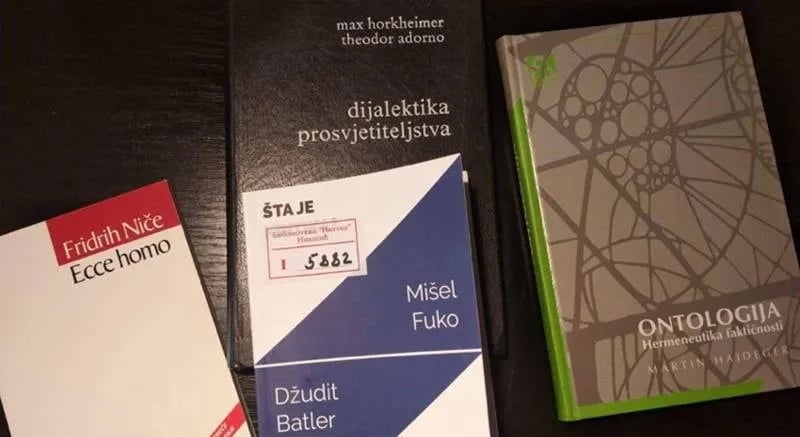 Bibliotekar preporučuje - "Šta je kritika?"