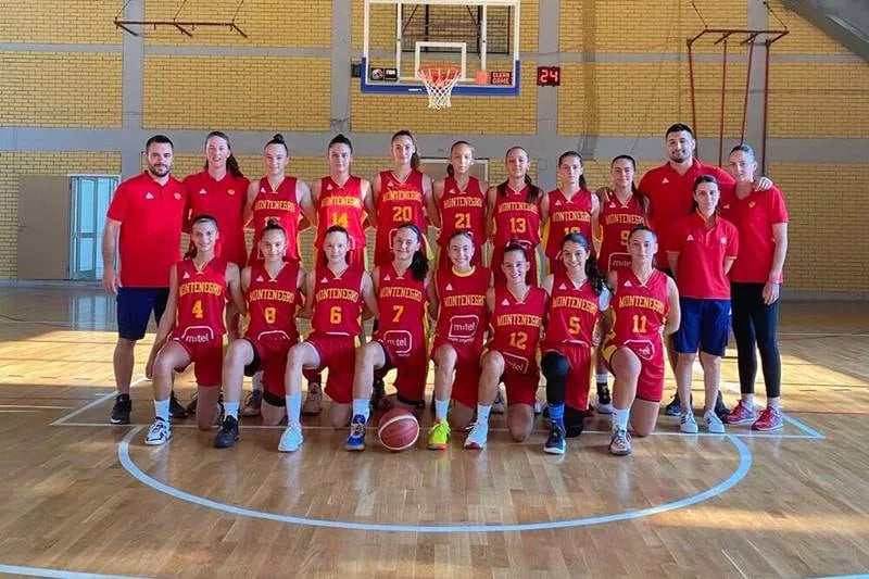 Kadetkinje poražene u posljednjem meču pred start EP