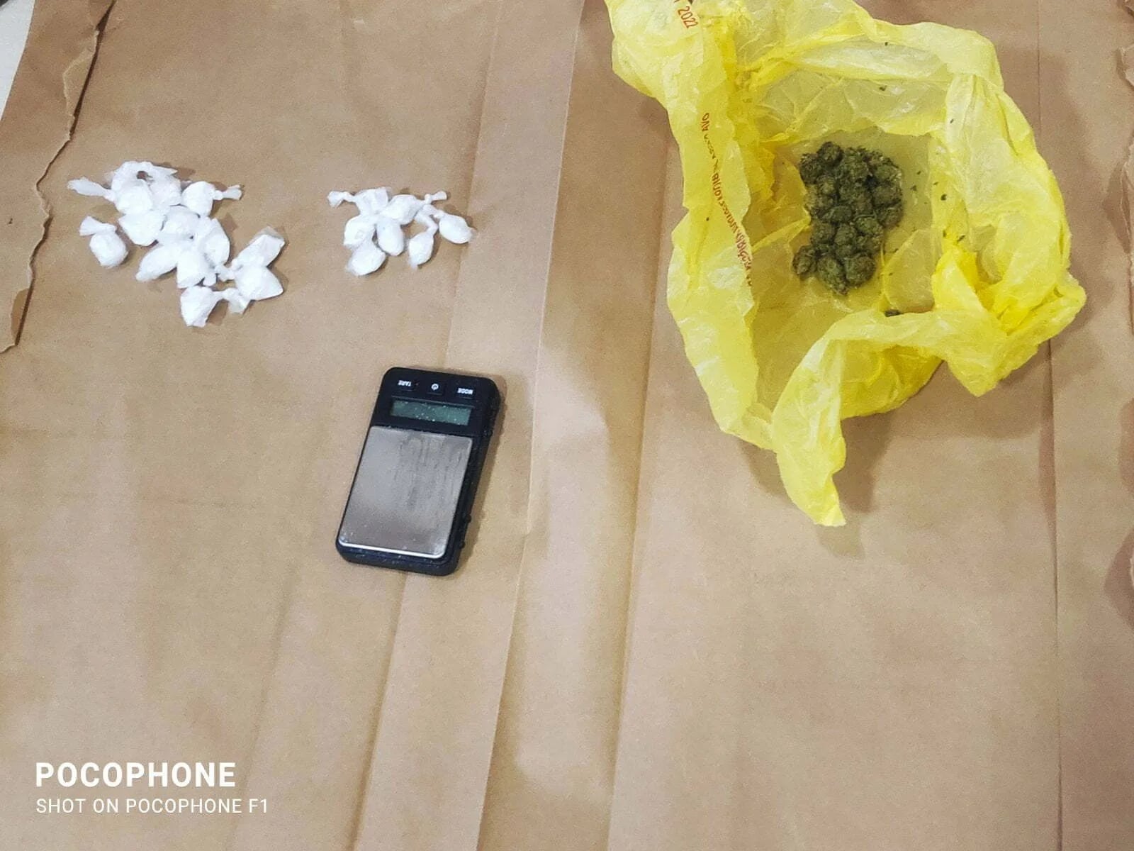 Uhapšeni Nikšićanin i Beograđanin, pronađen kokain i marihuana