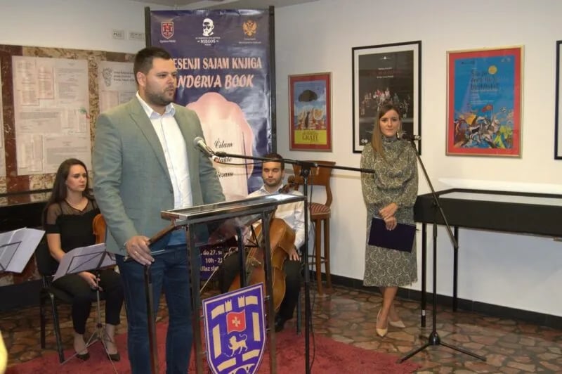 Otvoren Drugi jesenji sajam knjiga „Anderva book“