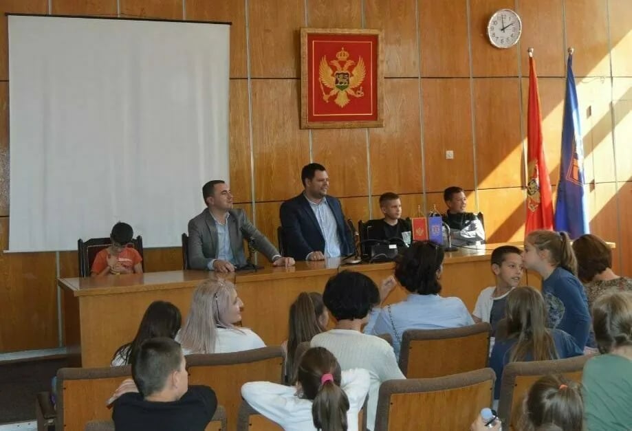 Kovačević: Do kraja godine projekat i novac za rekonstrukciju fiskulturne sale OŠ "Dušan Bojović"