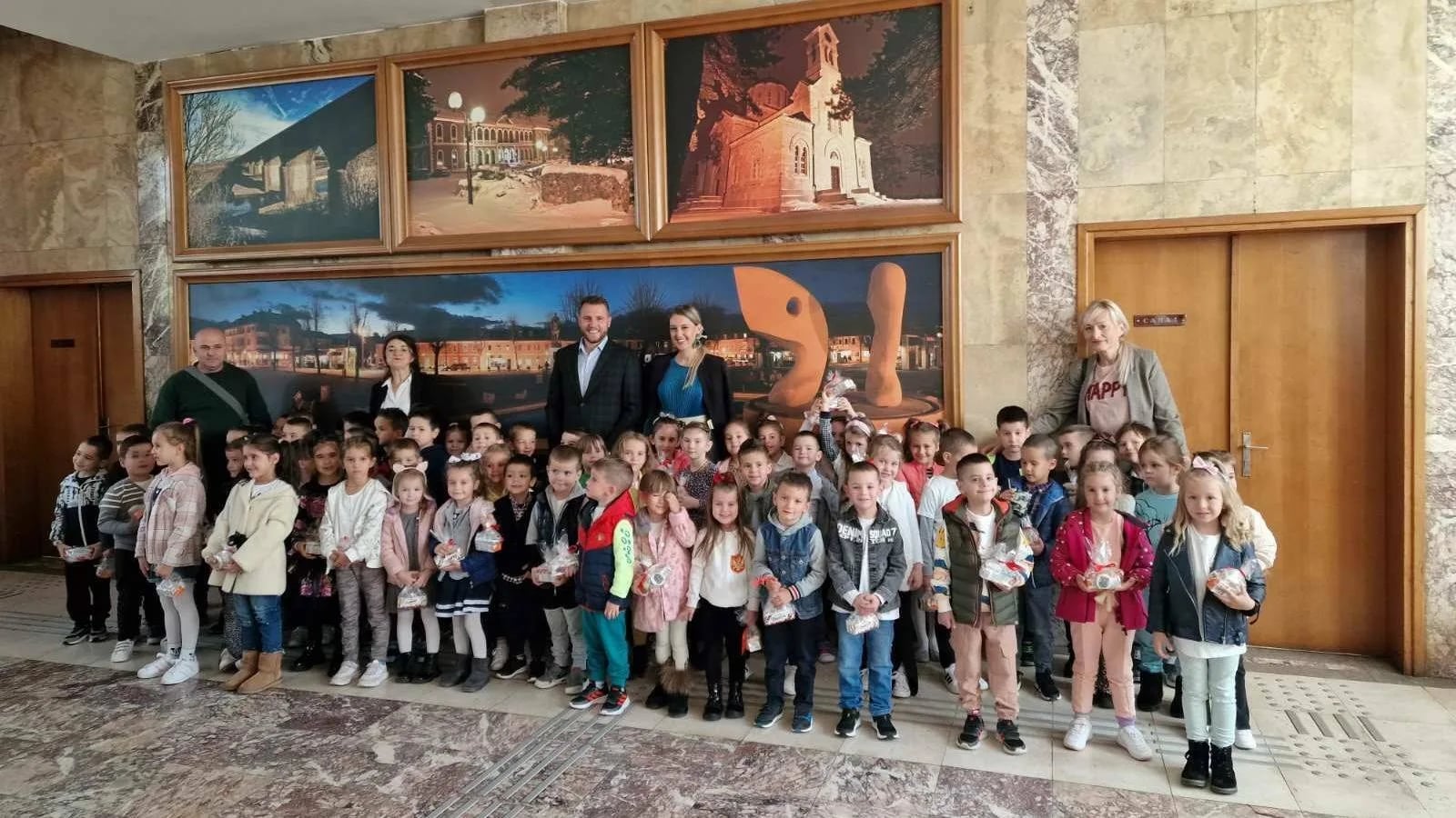 "Uskoro kreće izgradnja novog igrališta u Gradskom parku"