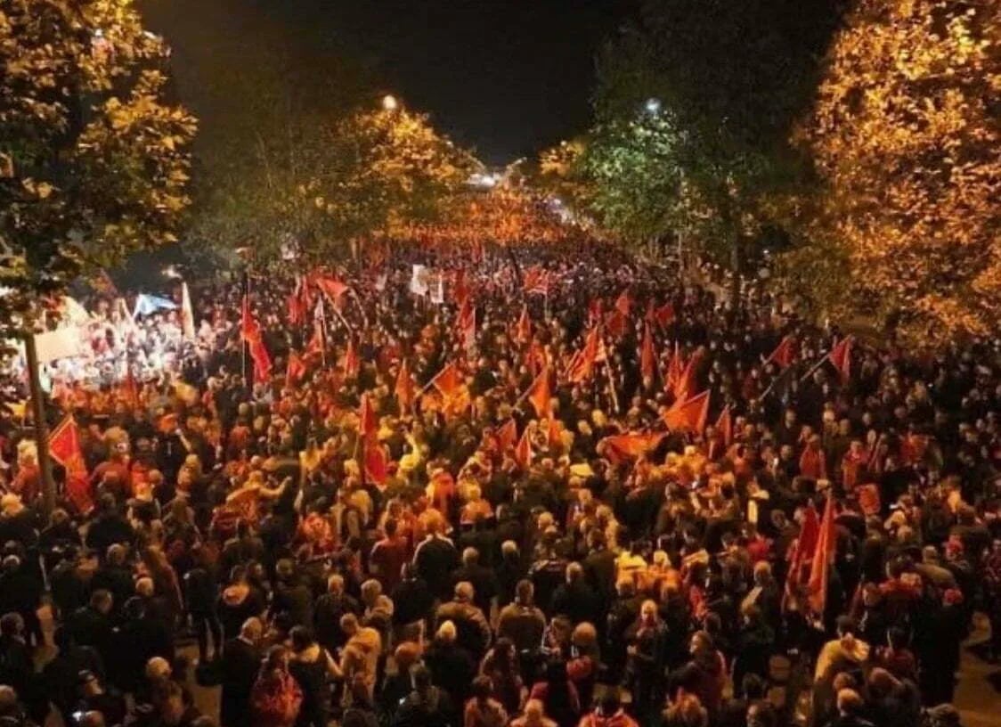 Đukanović nakon protesta: Ima nas i biće nas kad god treba