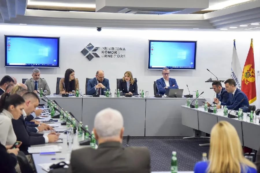 Odložiti potpisivanje Opšteg kolektivnog ugovora