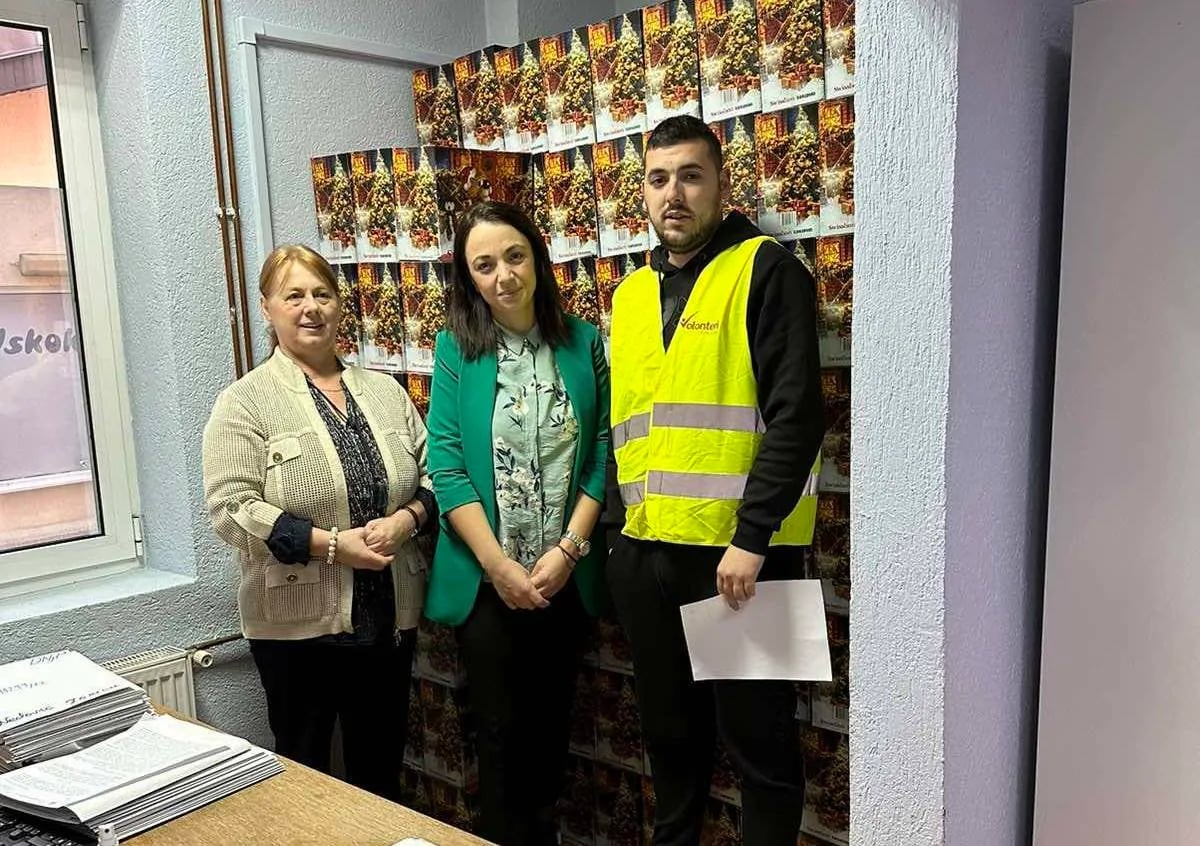 Podijelili 3.000 novogodišnjih poklona u sedam opština