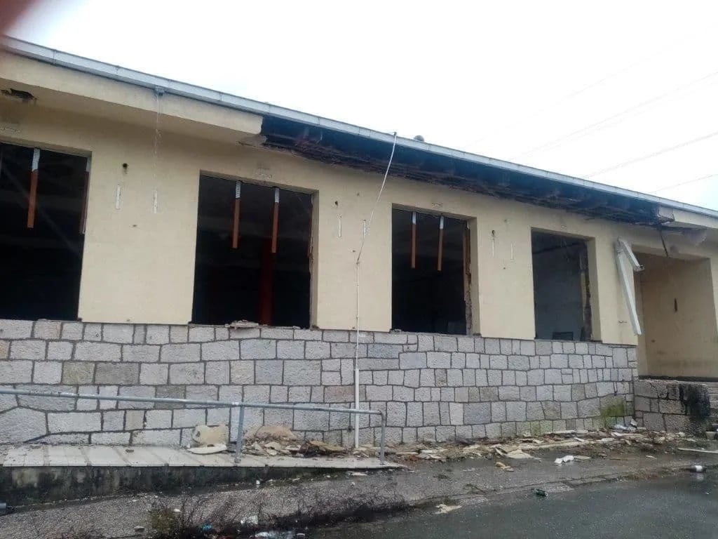 Sa Željezarinog restorana odnijeta čak i PVC bravarija