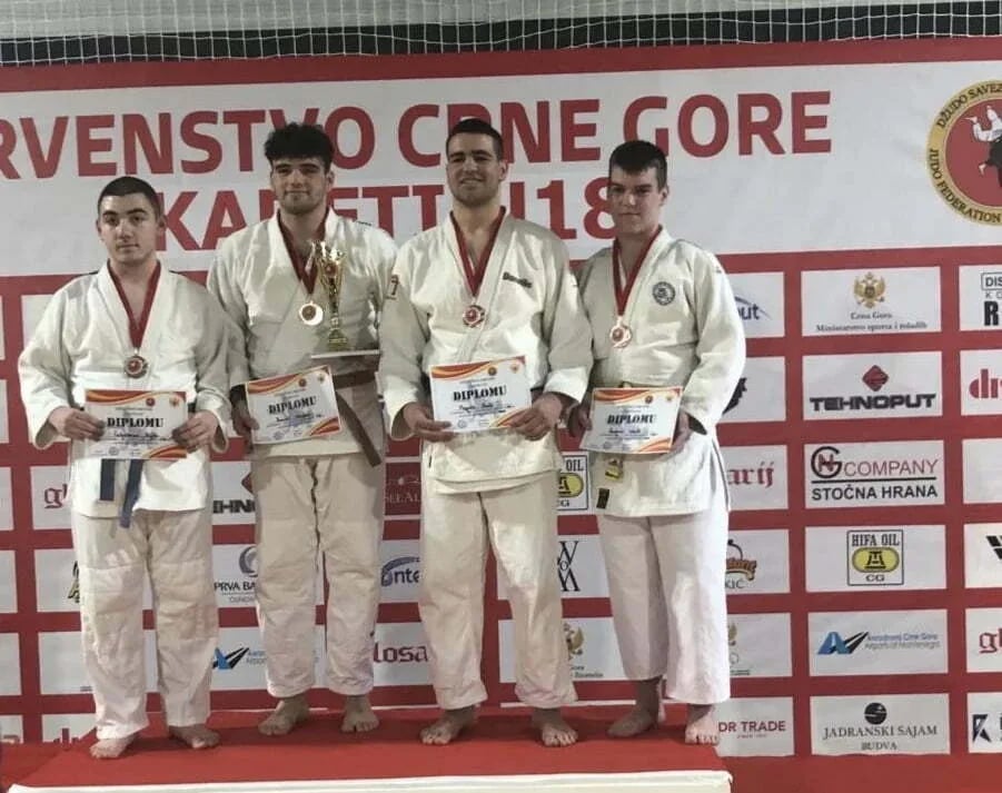 Četiri medalje za "Trebjesu"