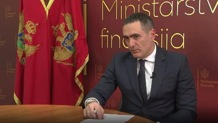 Predložene veće akcize na proizvode od šećera, cigarete...