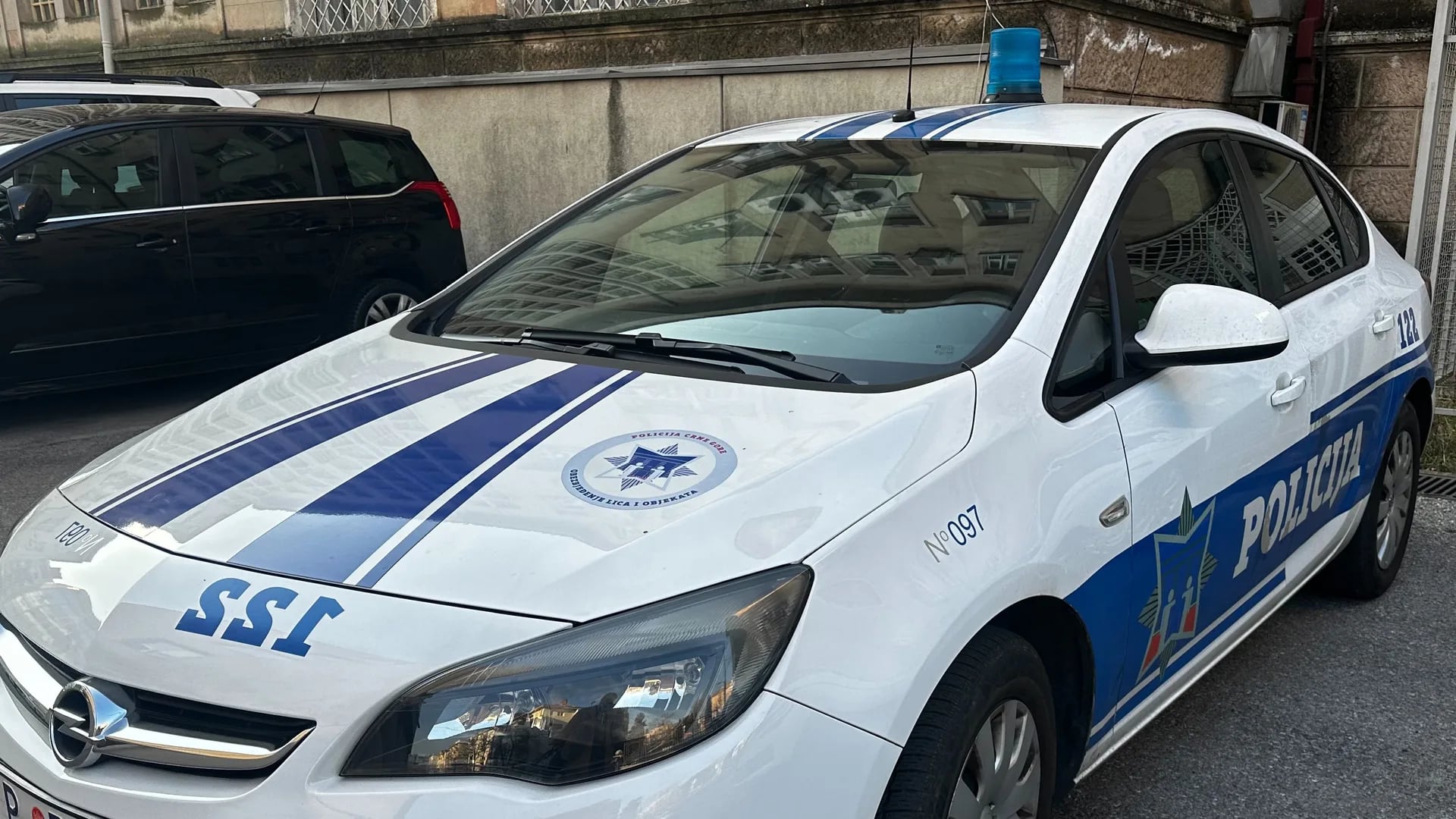 Djevojka vozila sa 3,67 promila alkohola, muškarac sa 2,20 učestvovao u saobraćajnoj nezgodi