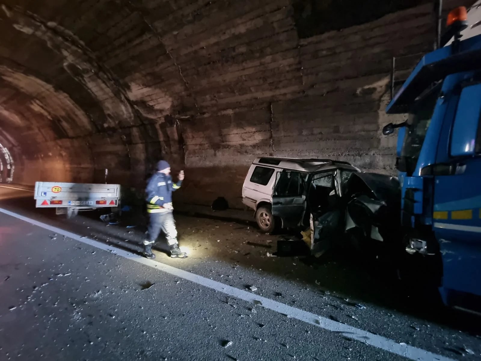 Jedna osoba poginula u udesu automobila i kamiona
