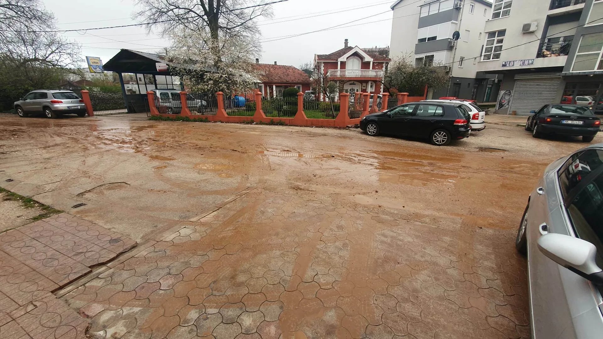ČITAOCI ŠALJU: Ulica Živka Nikolića u katastrofalnom stanju