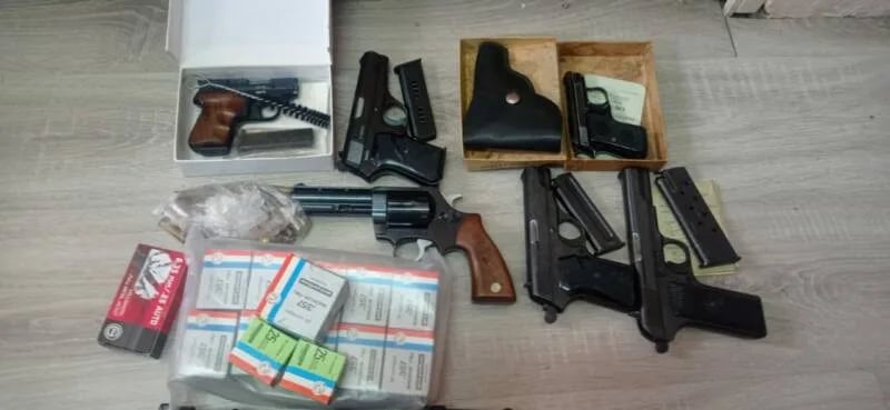 Za 16 dana policiji vraćeno 257 komada vatrenog oružja,13.000 komada municije...