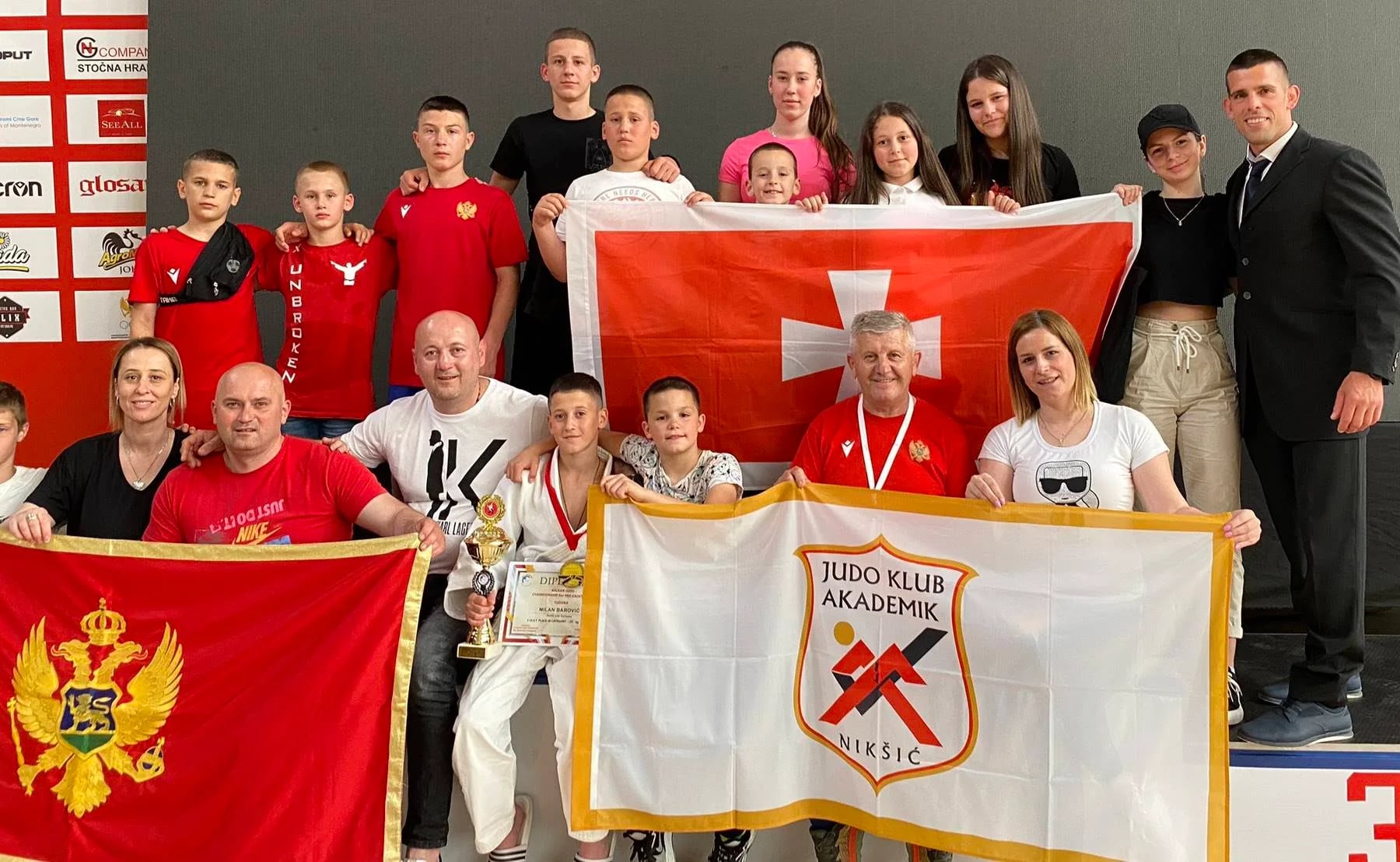 Tri medalje za reprezentativce Akademika