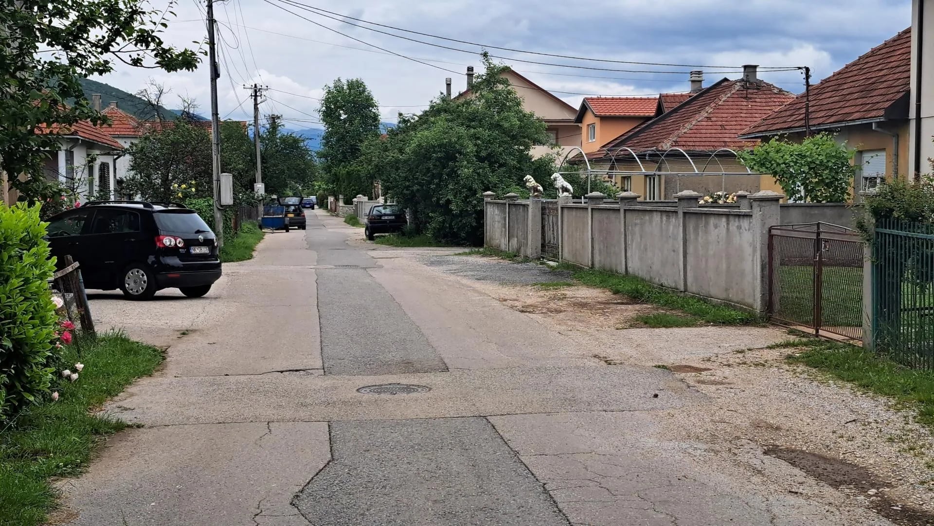 Kasne infrastrukturni projekti u MZ Rastoci, neuređene ulice godinama čekaju sanaciju
