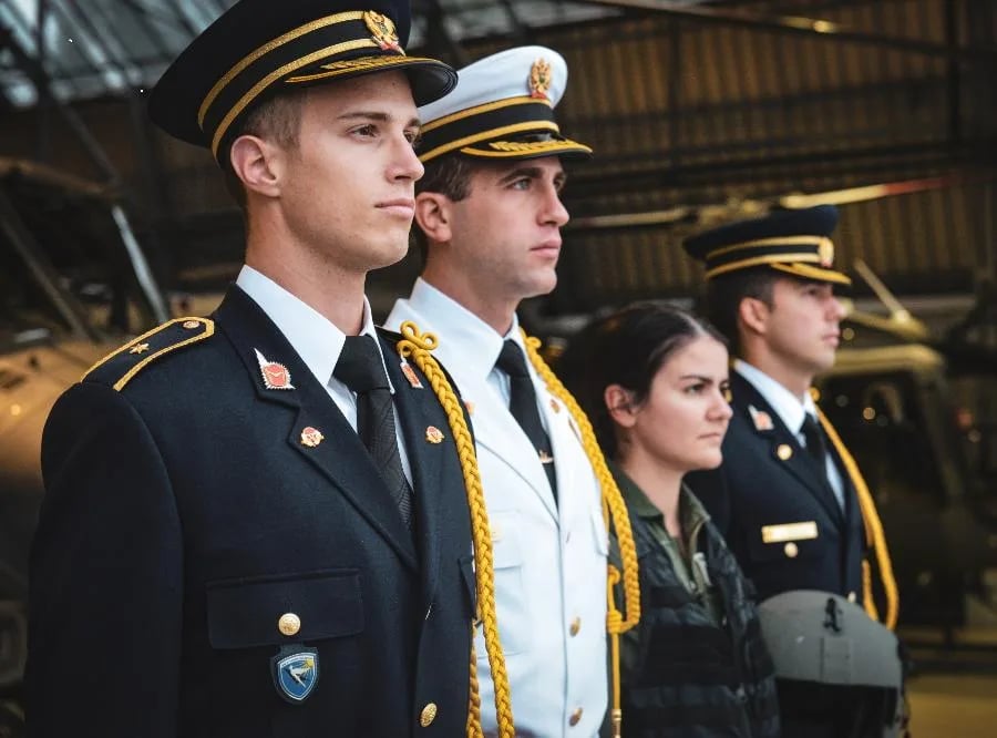 Raspisan oglas za 20 kadeta na evropskim vojnim akademijama