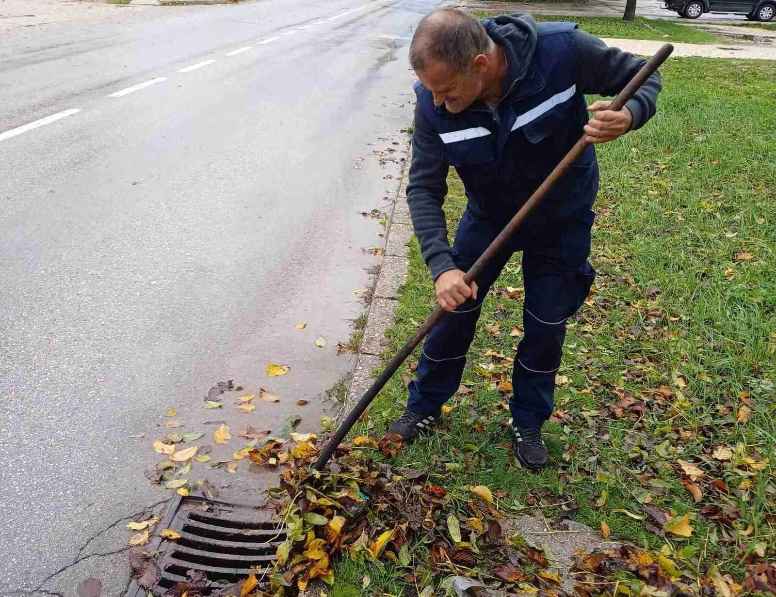 (FOTO) Pune ruke posla za nikšićke komunalce