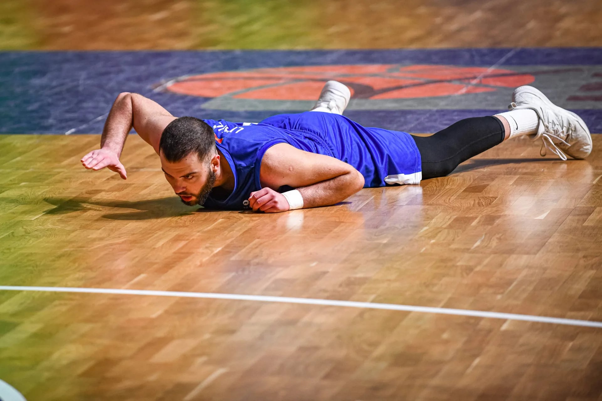 Sutjeska protiv TFT-a