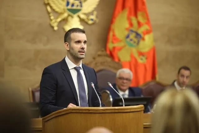 Spajić danas pred poslanicima