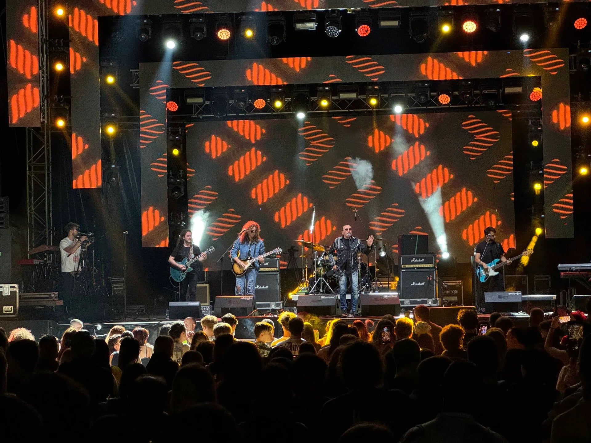 Lake fest počeo uz hitove Bebeka i Prljavog kazališta