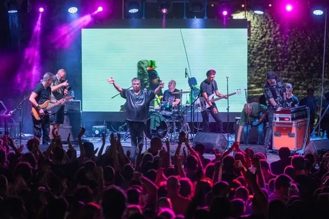 Spektakularno veče Bedem festa uz Neleta Karajlića, grupu Denis & Denis, Artan Lili...