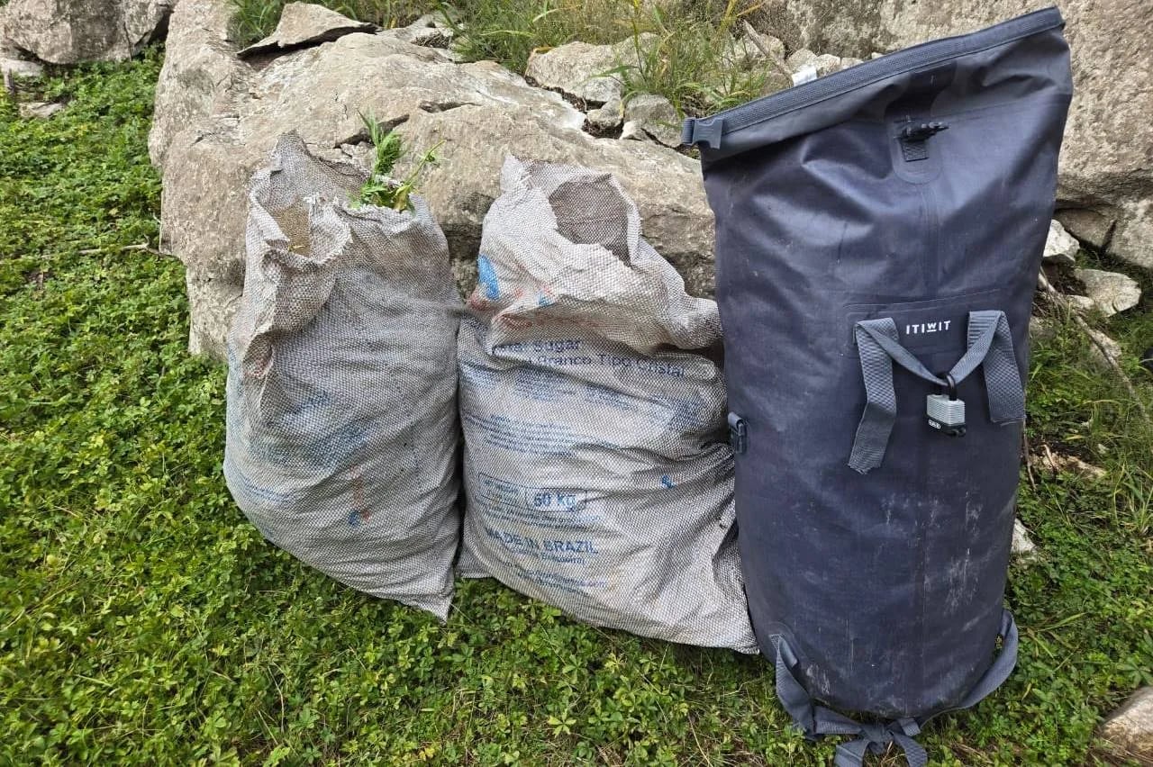 U Nikšiću pronađeno 30 kg materije nalik na marihuanu, uhapšena jedna osoba