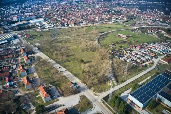 Obećani temelji i dalje u papirima: EPCG i Opština Nikšić za "Sunčani grad" stigle samo do UT uslova