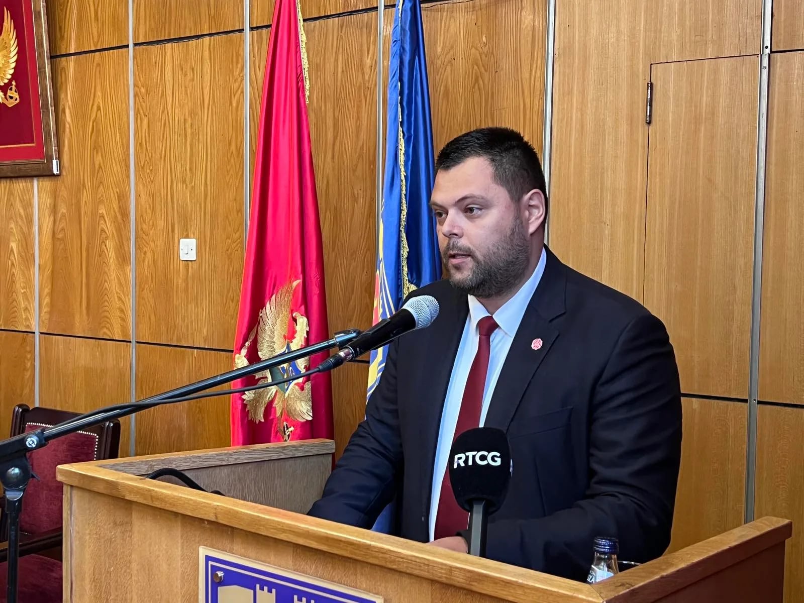Kovačević: Razočaran sam što mladi ljudi iz DPS-a žive u starim podjelama koje je uspostavio Đukanović