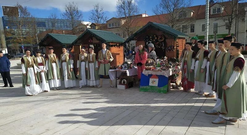 Novogodišnji i božićni bazar od 15. decembra, otvorene prijave za izlagače
