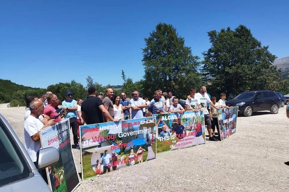 GI Spasimo Brezna: Šćepanović i u Skupštini izbjegao odgovor na pitanja o zastrašivanju novinarke vojnim helikopterom 
