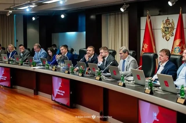 Krajem godine iz Vladine rezerve "otišlo" 65 miliona