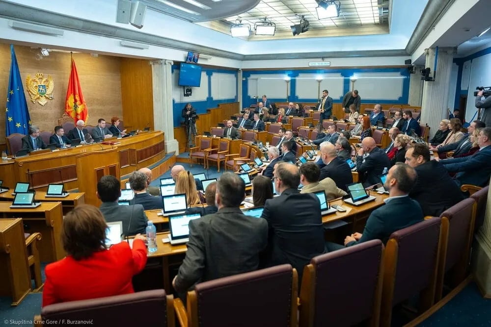 Jednoglasno vraćena neradna nedjelja