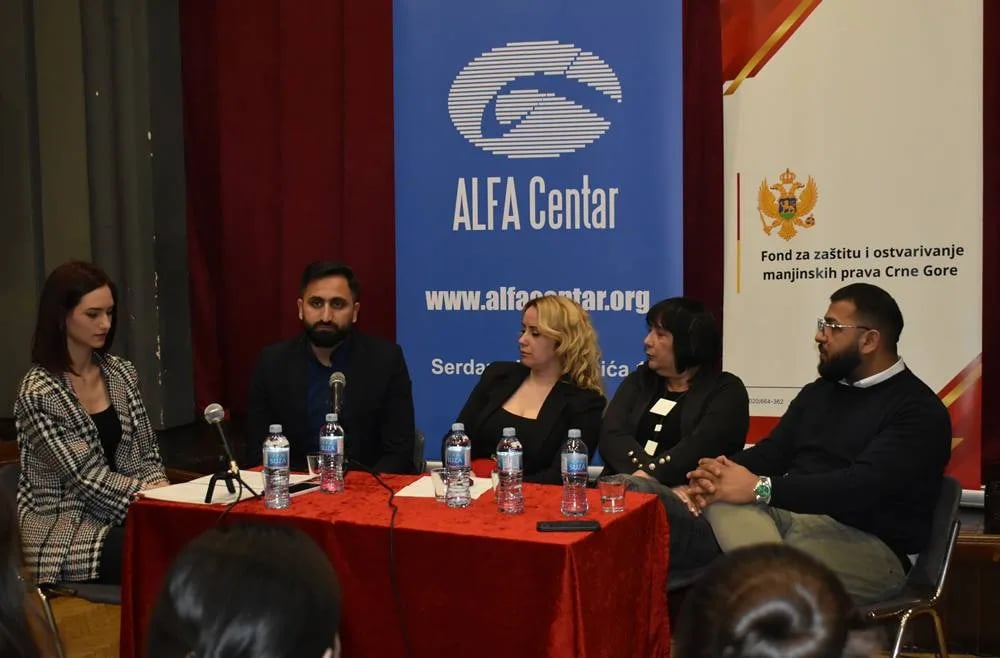 Alfa centar realizovao panel diskusiju “Sa nama, a ne pored nas”