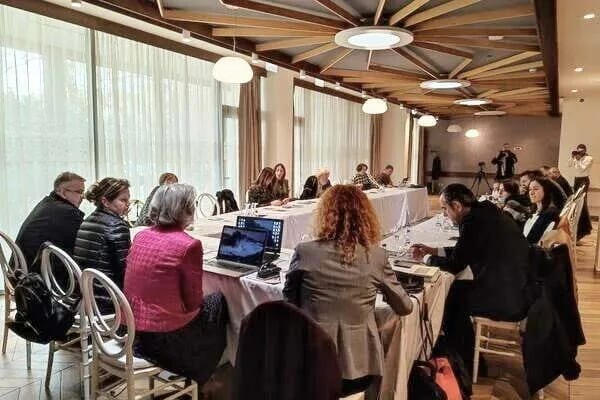 Monitoring politika životne sredine za jačanje odgovornosti i transparentnosti