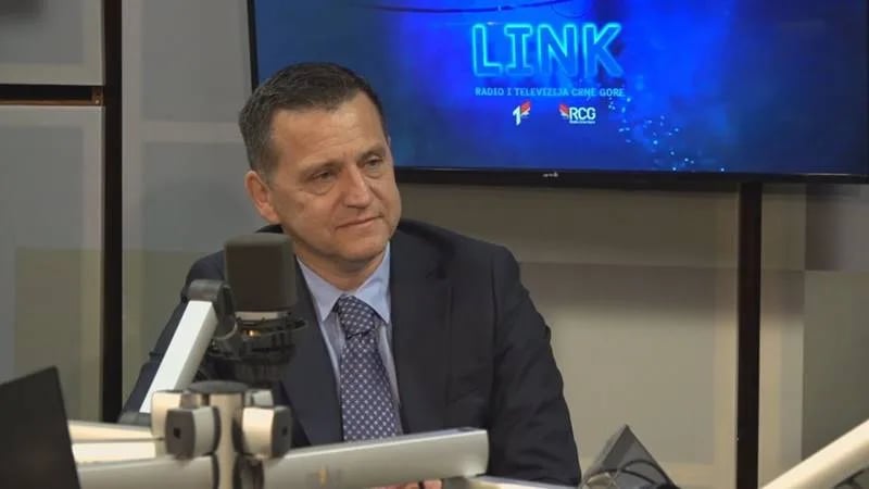 "Insistiraću na povećanju plata prosvjetnim radnicima"