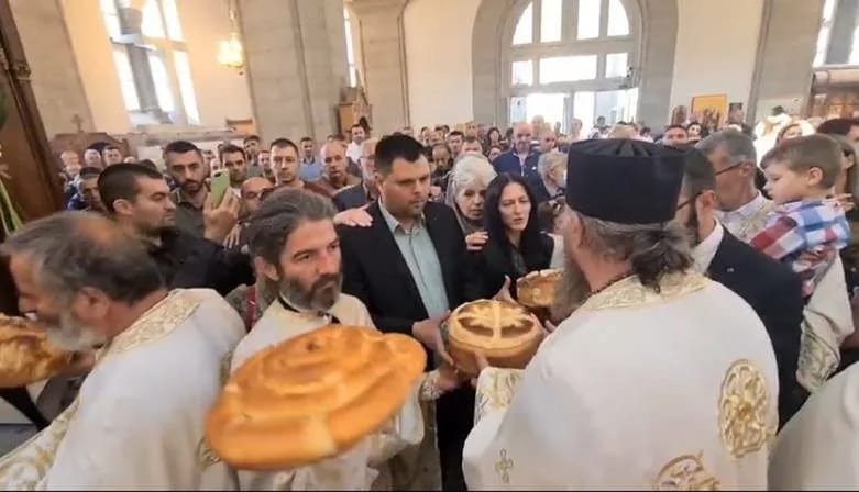 Služena liturgija u hramu, prisustvovao Kovačević