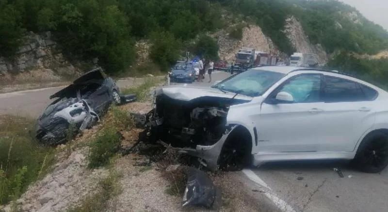 U udesu dvije osobe poginule, četiri povrijeđene
