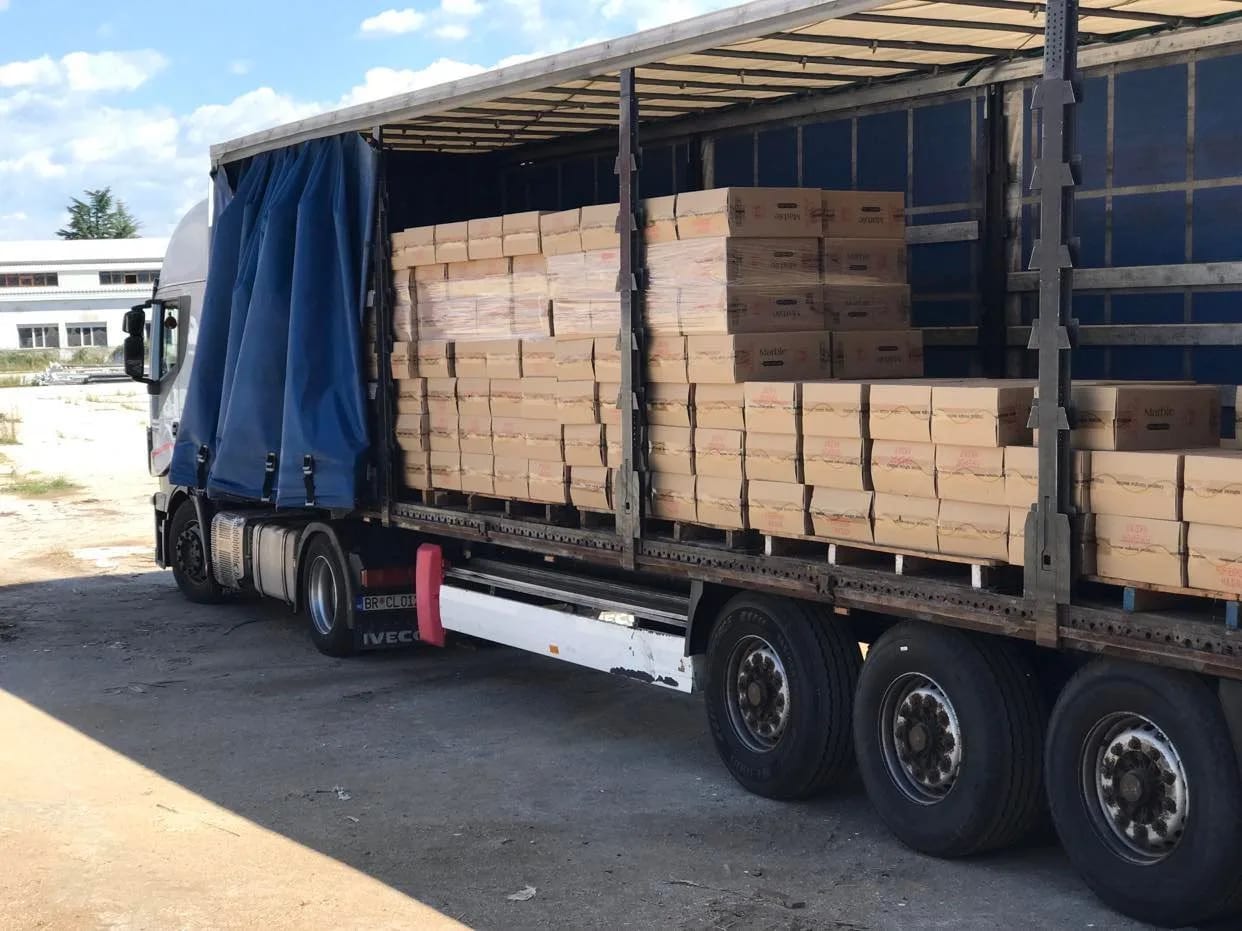 Nova akcija: Milionski vrijedne cigarete zaplijenjene u Luci Bar