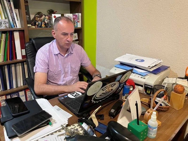 Perović: Umjesto mazuta, solarni paneli za ekološki prihvatljivo grijanje škola
