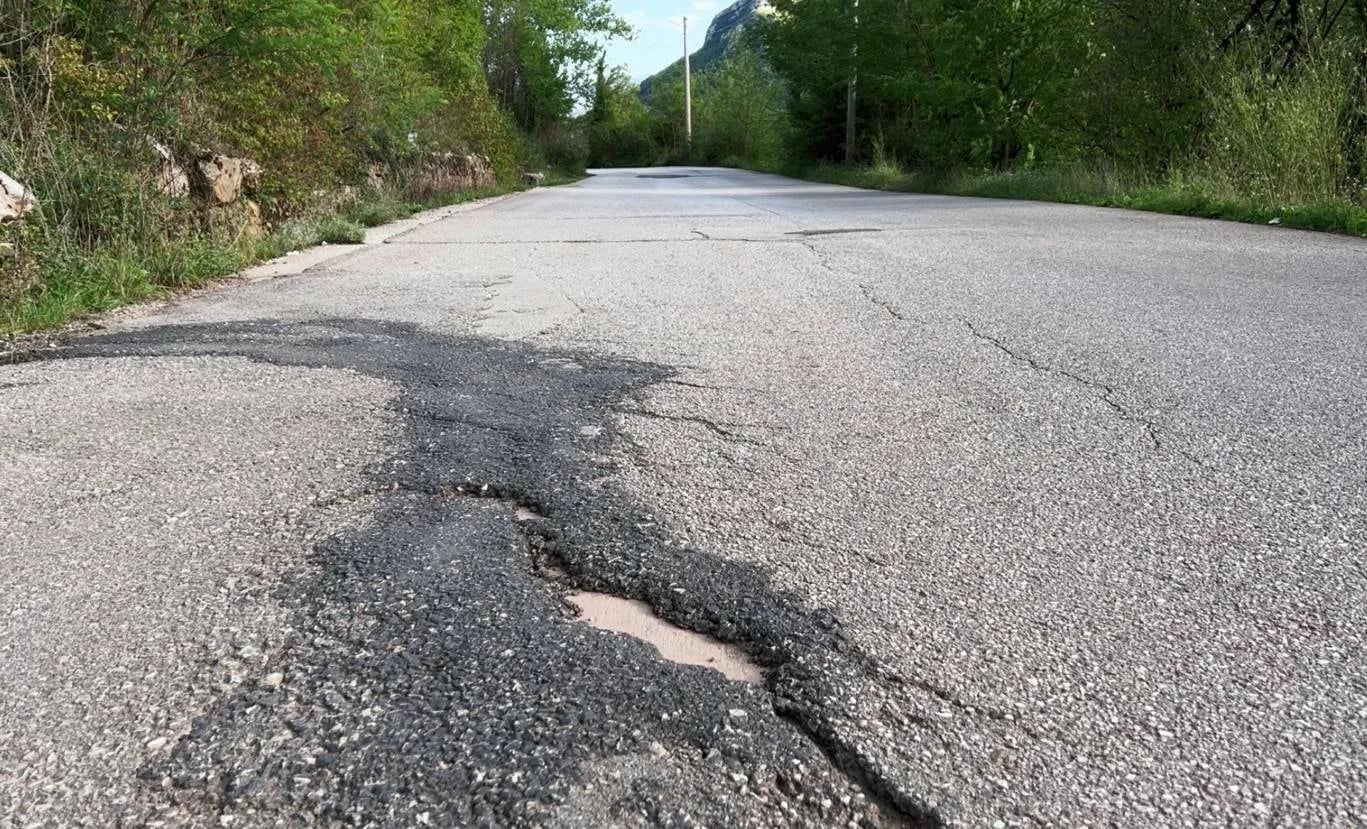Bez rekonstrukcije puta ka Župi u ovoj godini
