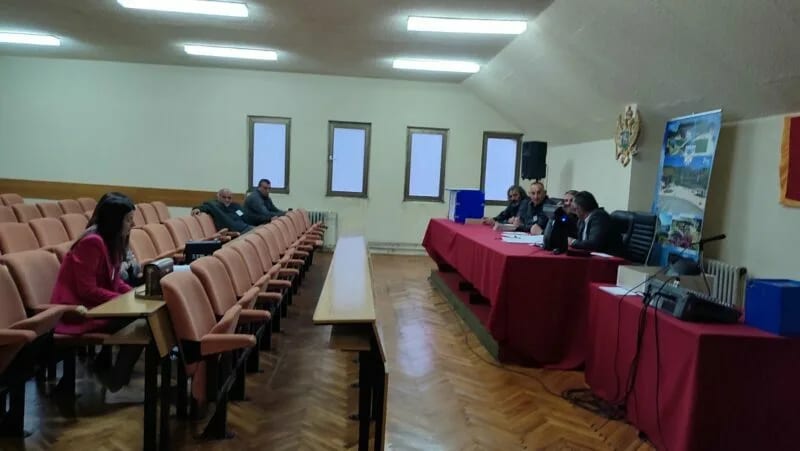DF: Ko ne živi u Šavniku, ne može da glasa
