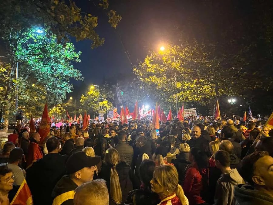 "Povući Zakon o predsjedniku, neophodni vanredni izbori"